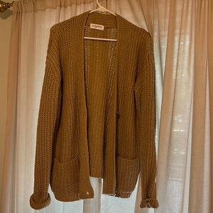 CJLA Nash Sweater, Tan, Size M.